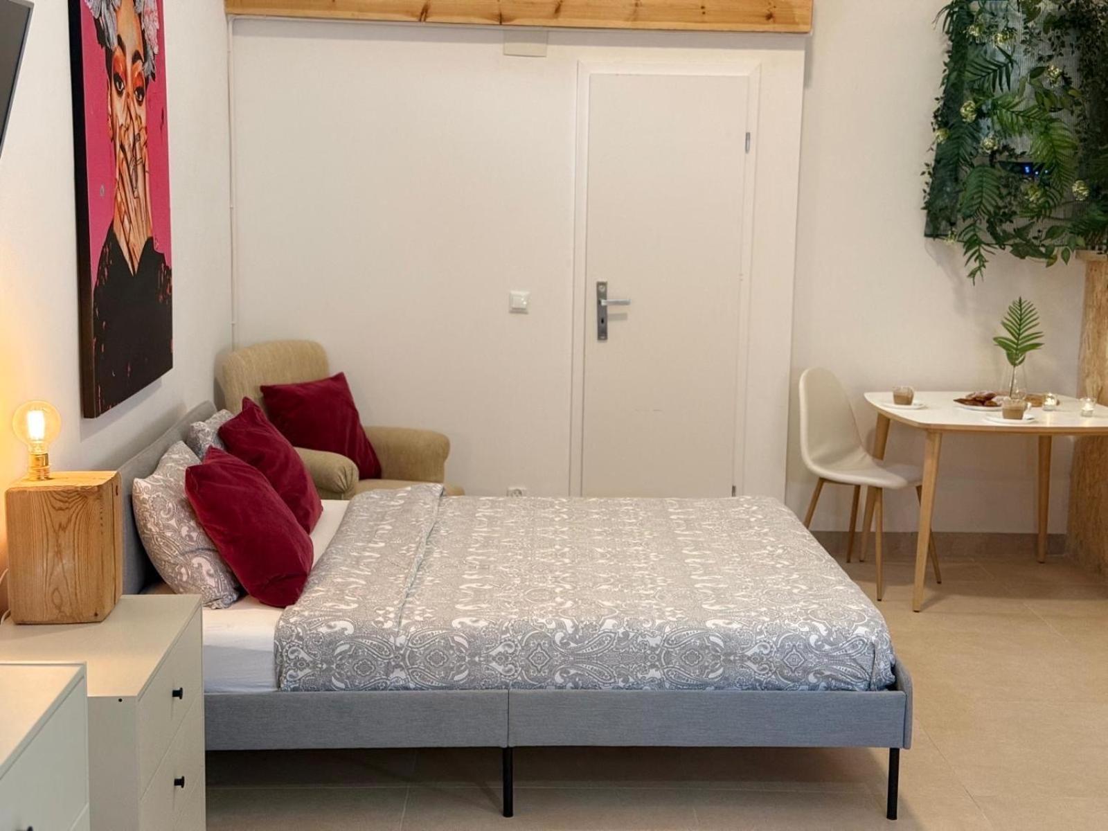 Soho Boho Apartments - With Sunny Rooftop Terrace And Fiber Optic Internet Alicante Buitenkant foto